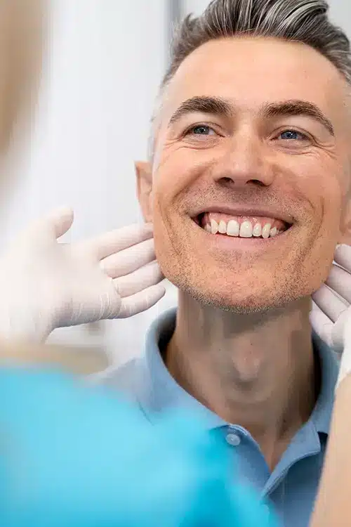 imagem prótese dentária